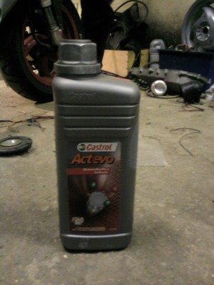 maslo_castrol2.jpg